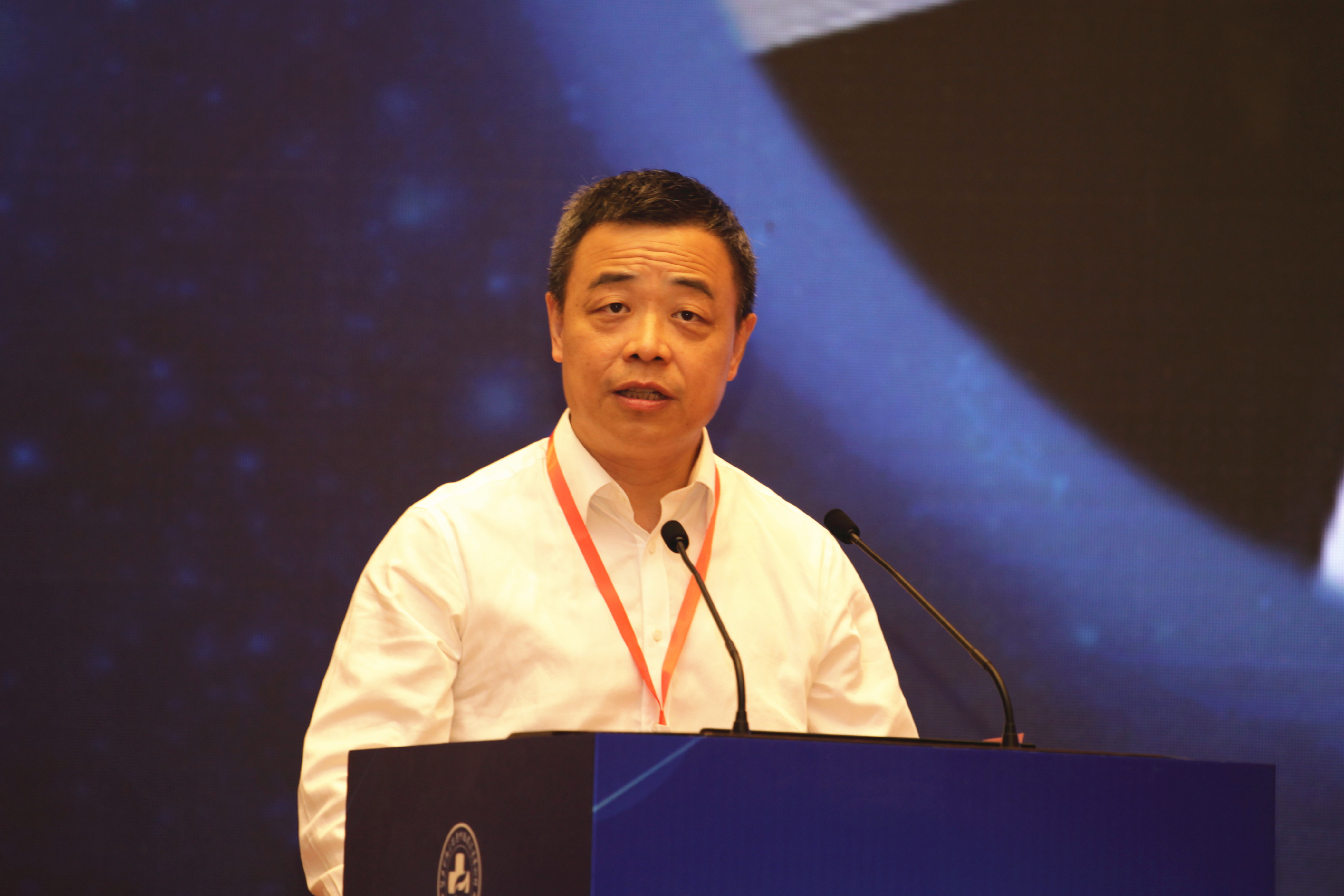 陈海斌.jpg
