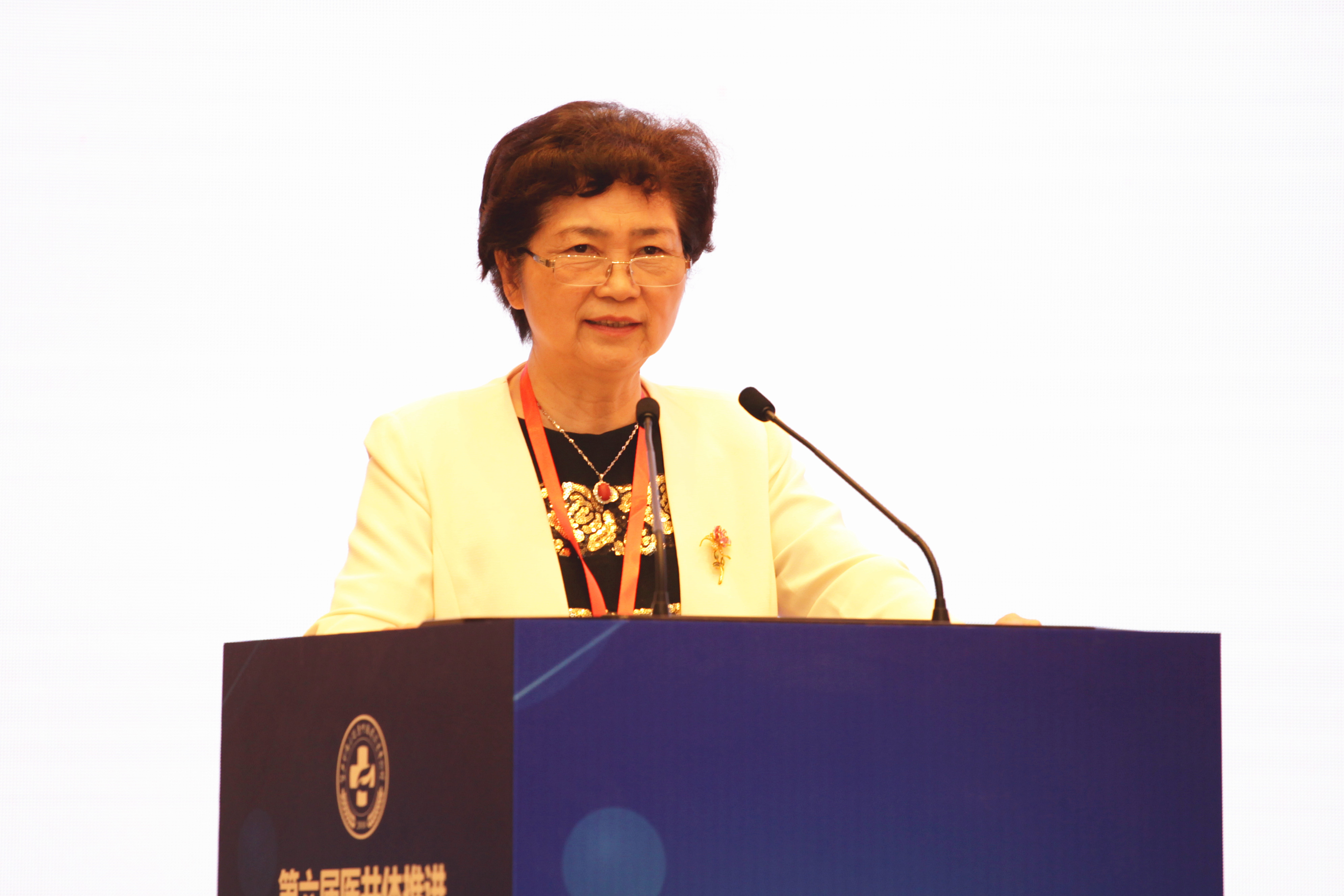 李兰娟.jpg