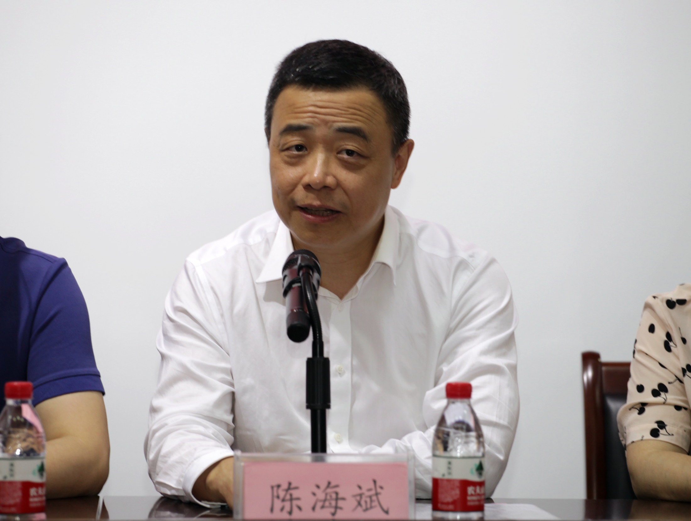 陈海斌.jpg