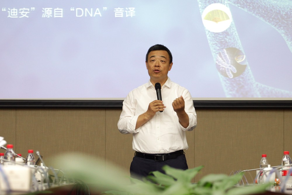 陈海斌.jpg